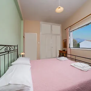 https://vasilakis-apartment.kefaloniahotels.net